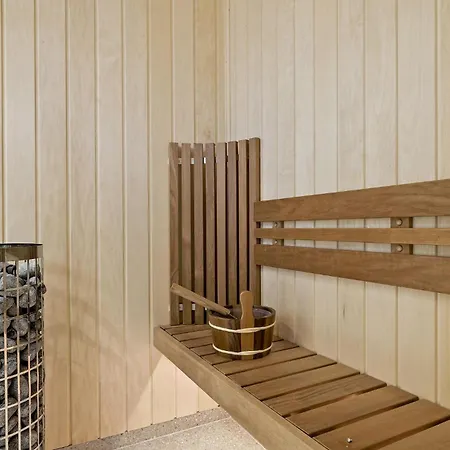 Σπίτι διακοπών In With Sauna *